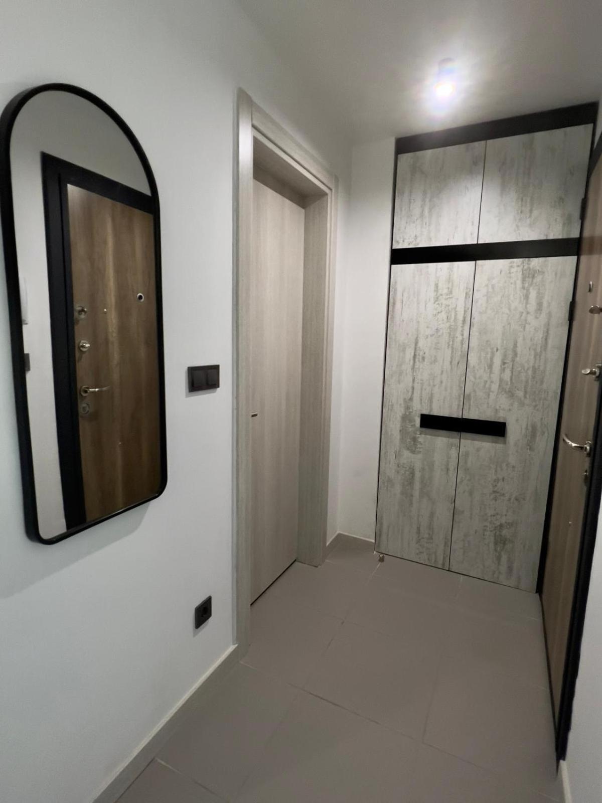 Alfred Sky Smart Apartment 29Th Spa Included Skopje Exterior photo